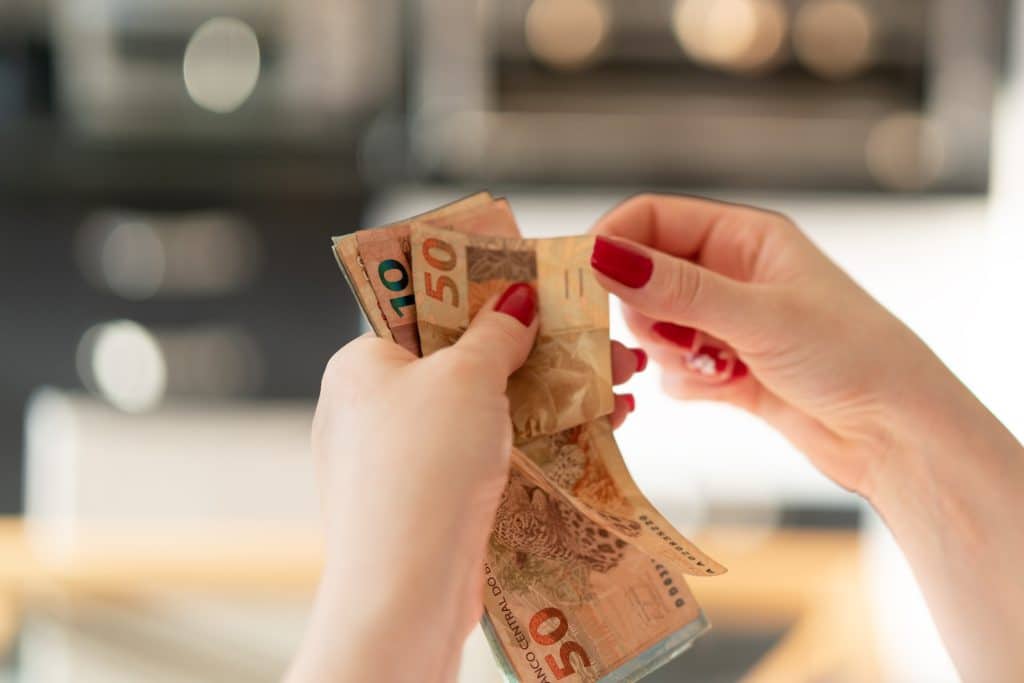 Como Fazer o 13º Salário Trabalhar a Seu Favor
